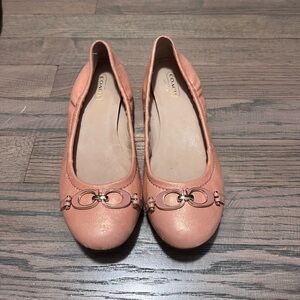 Coach ballet flats women’s shoes size 6 pale pink slip on